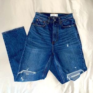 NEVER WORN. Abercrombie and Fitch Ankle Straight Ultra Hise Rise Jeans